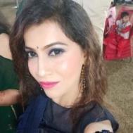 Saba K. Makeup trainer in Delhi