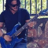 Rahul Guitar trainer in Delhi