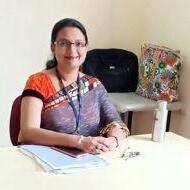 Dr. Himani M. Class 10 trainer in Noida